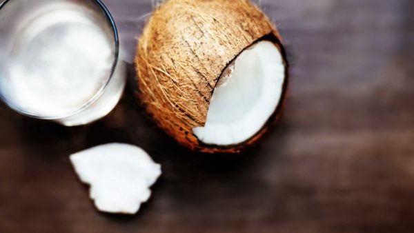 Óleo de Coco: um superalimento funcional - Macrophytus